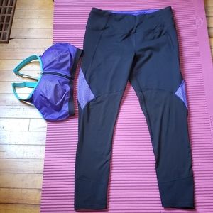 Victoria secret knockout legging and sports bra